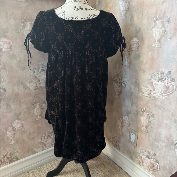FREE PEOPLE SUMMER CAMP BLACK  VELVET FLORAL DRESS MEDIUM - Picture 8 of 11